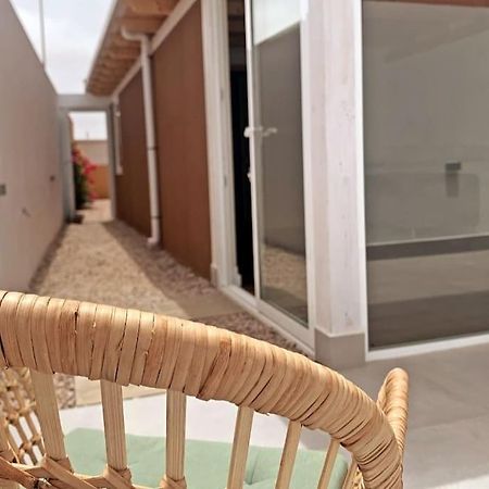 Moderna Casa De Invitados Con Terraza Y Piscina Corralejo Ngoại thất bức ảnh